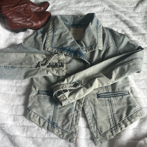 *Free People Denim Jacket - Picture 5 of 8